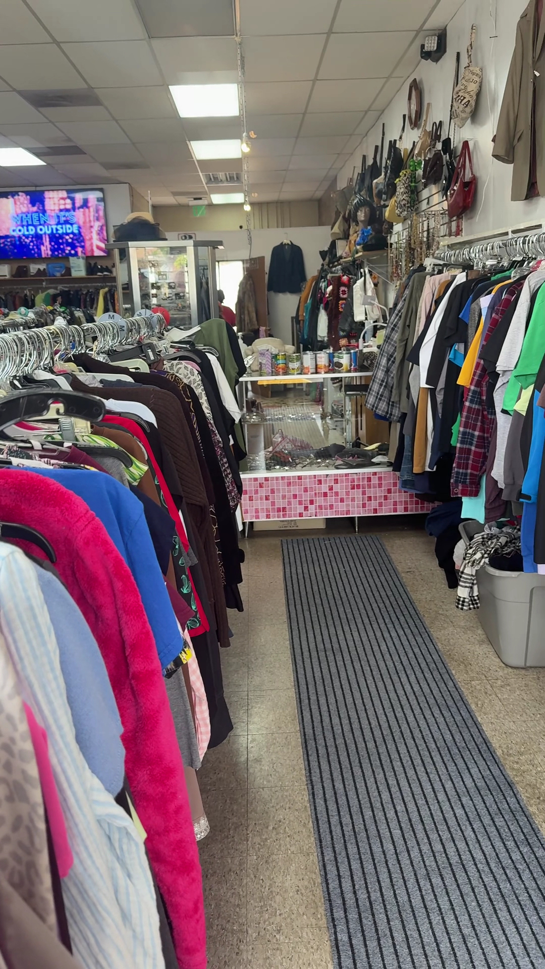 4 Eva Clean Clothing & Accessories — photo