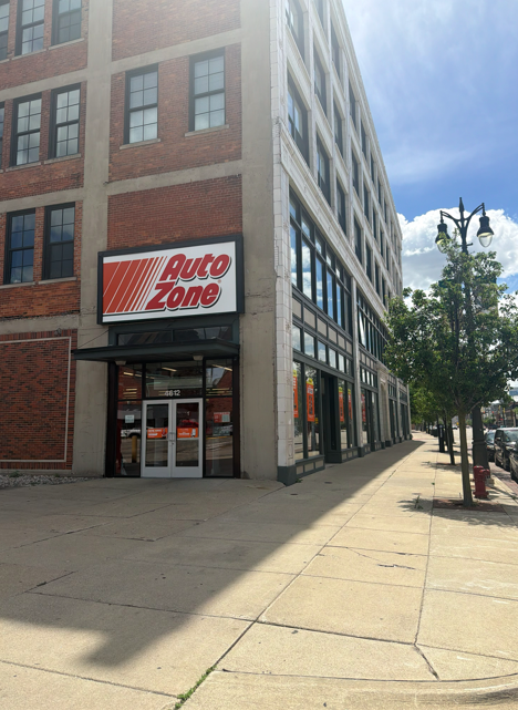 AutoZone Auto Parts — photo