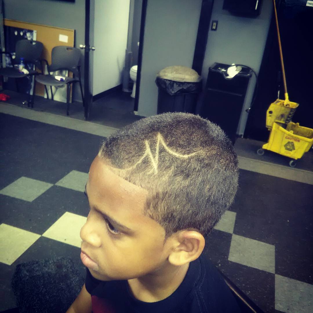 Celebrity Cutz — photo