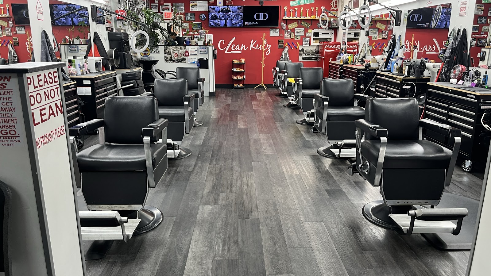 Clean Kutz Barber Shop — photo