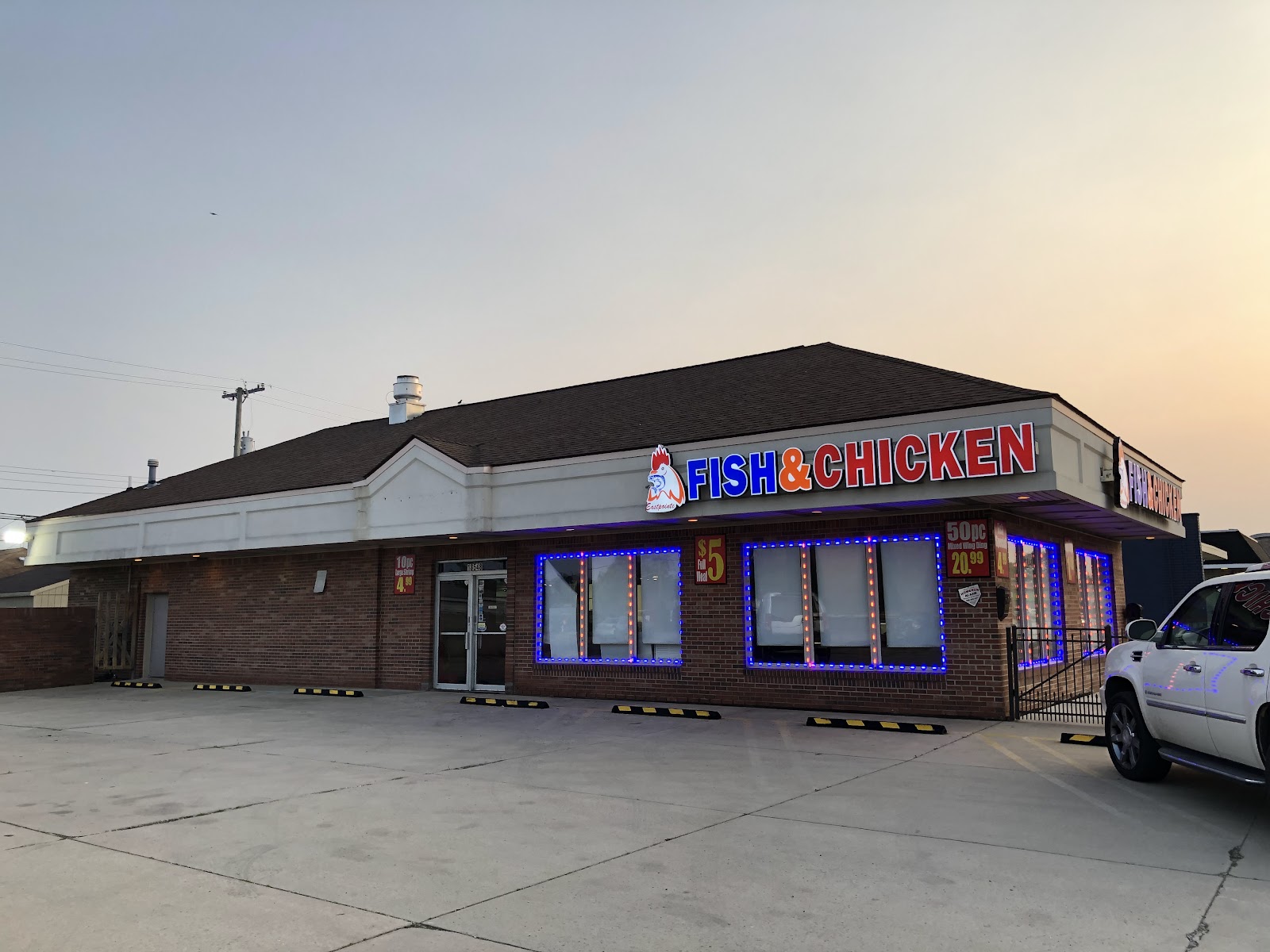 East pointe fish & chicken — photo