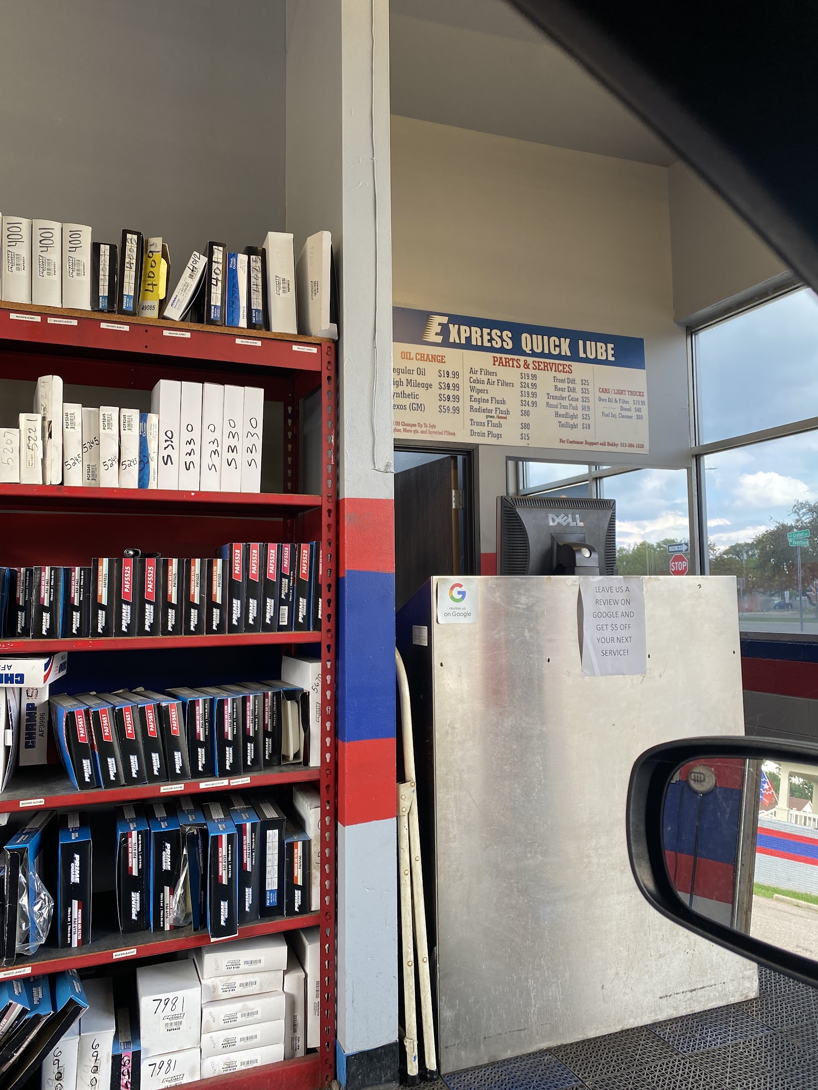 Express Quick Lube in Eastpointe