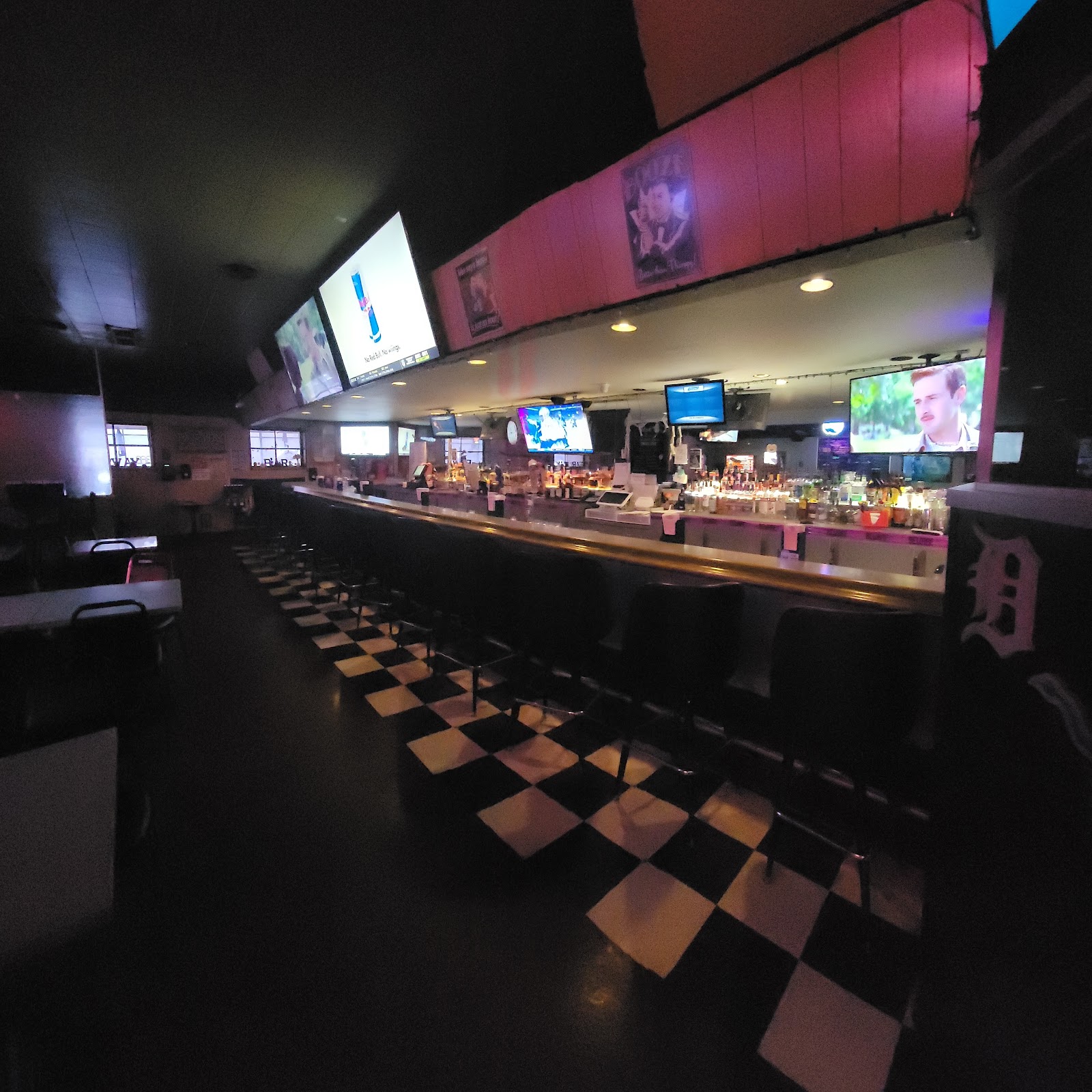 Fairway Bar & Grill in Eastpointe