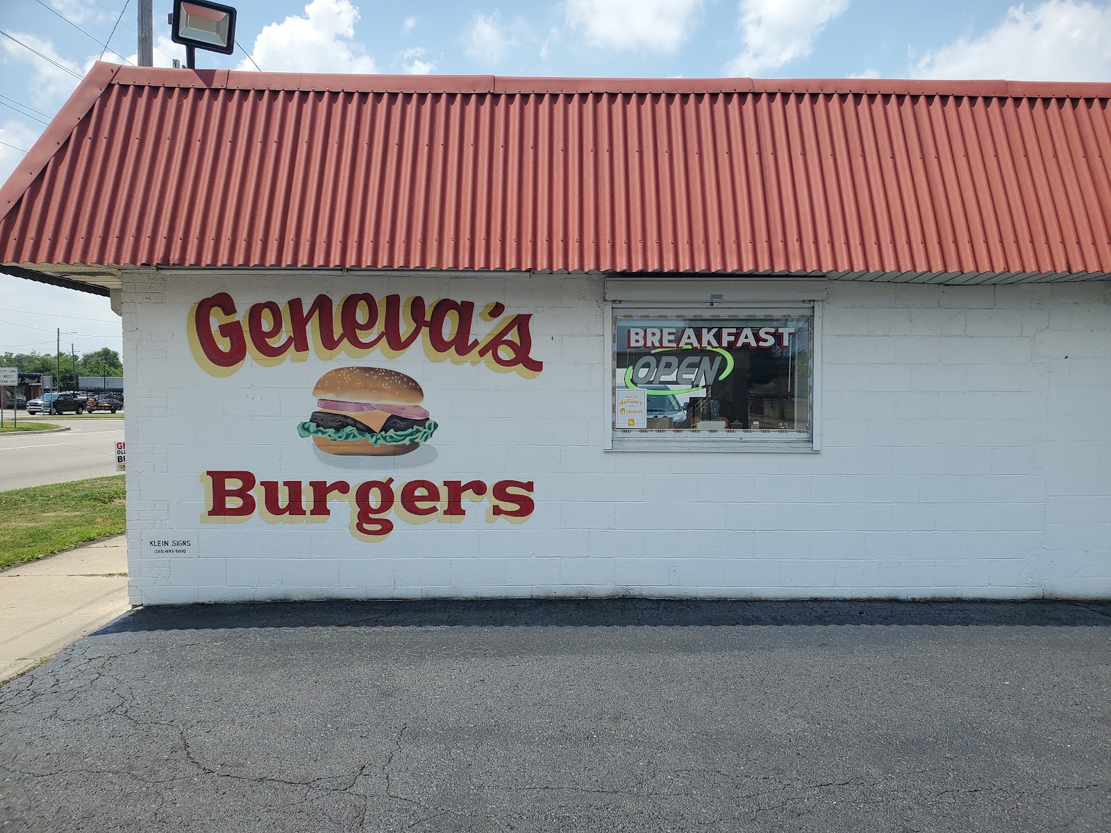 Geneva's Burgers — photo