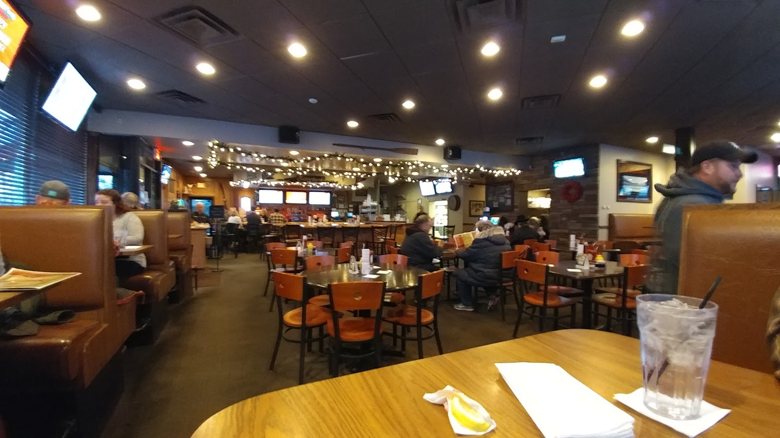 Jillian's Tavern — photo