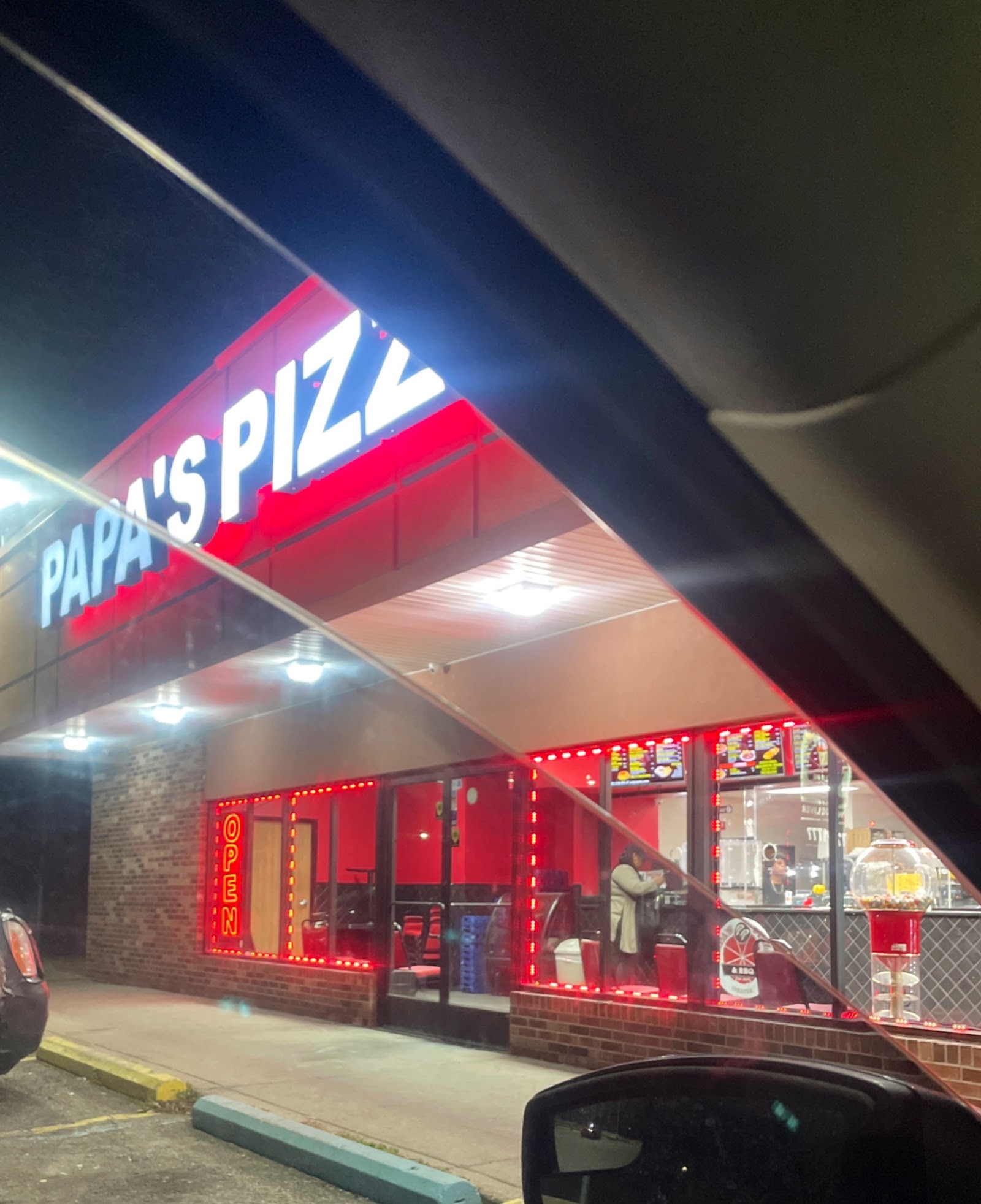 Papa's Pizza in Eastpointe