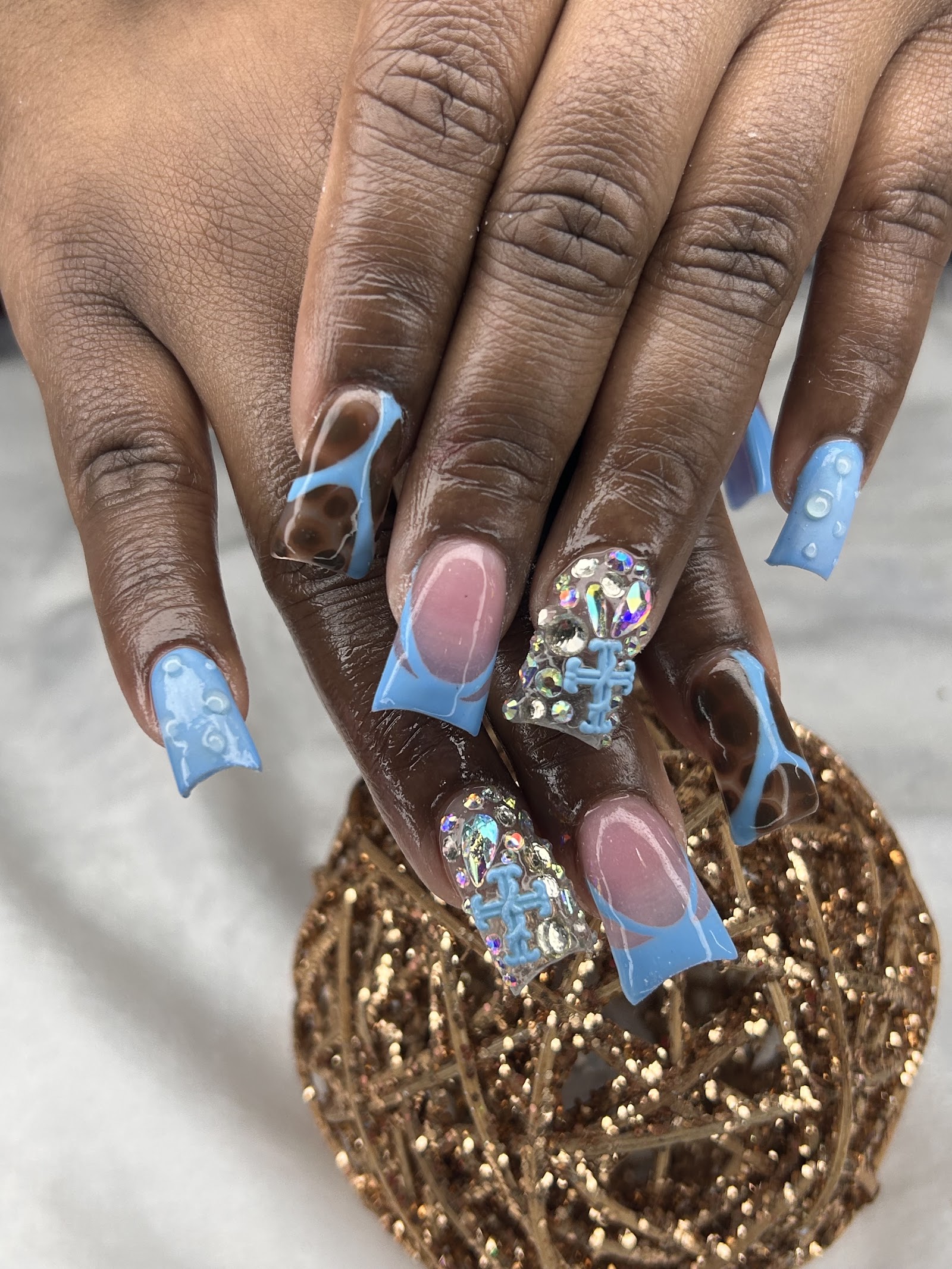 Sky Nails — photo