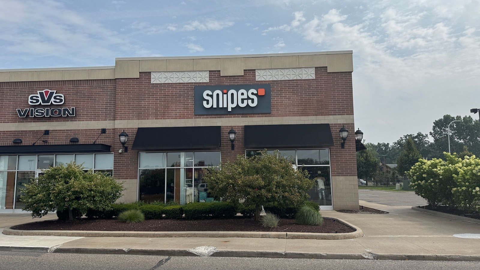 SNIPES in Eastpointe
