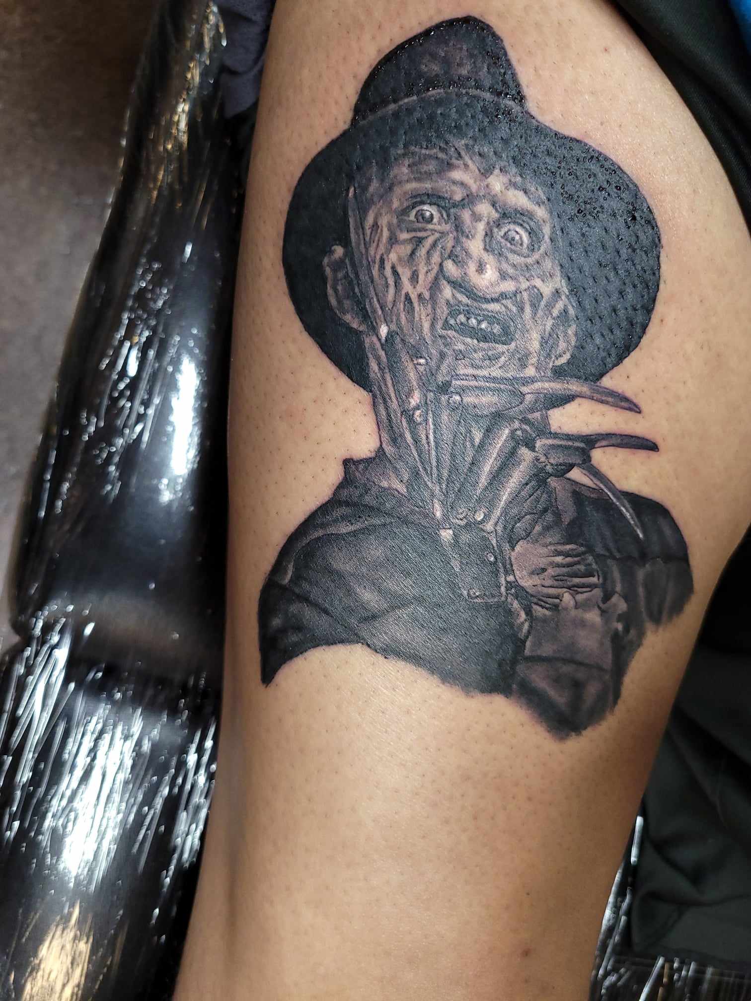 Splatter House Tattoo Parlor & Emporium — photo