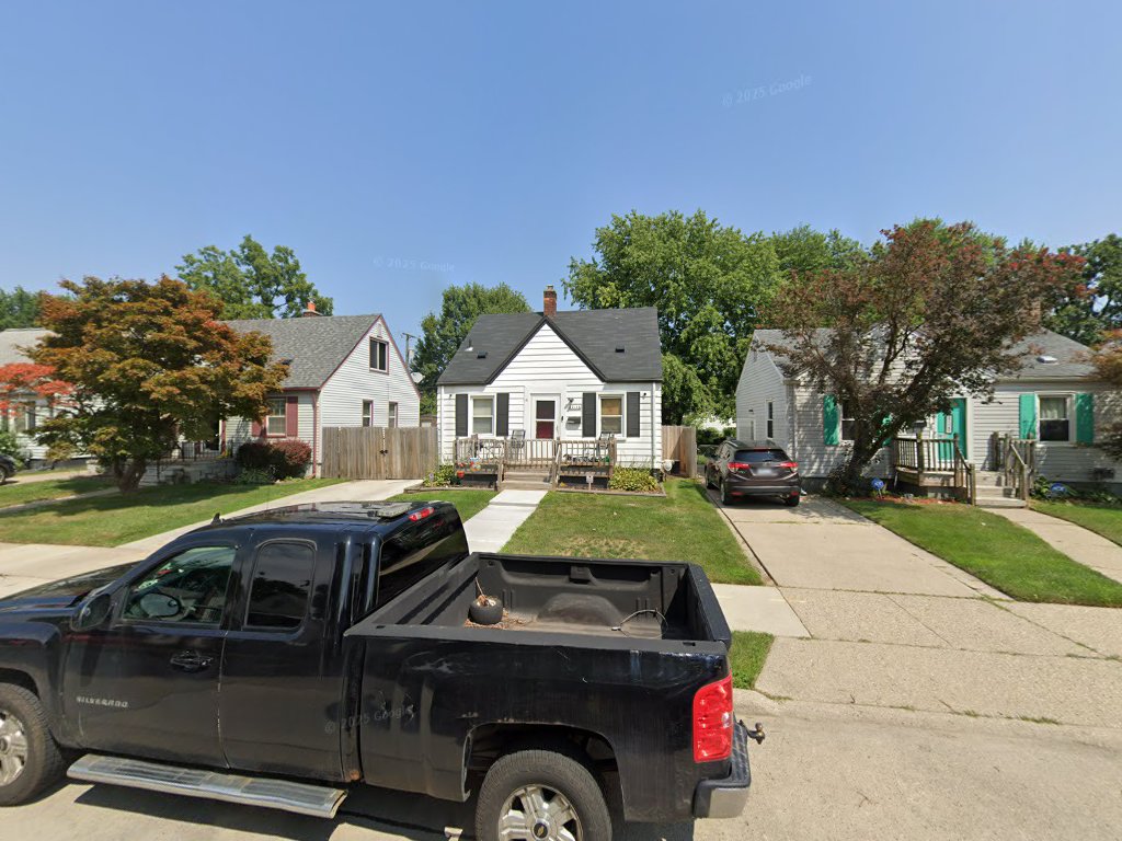 Valenti Lawn Care LLC in Eastpointe